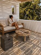 Far Out Hotel & Spa