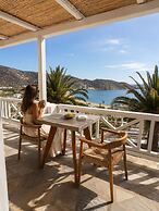 Far Out Hotel & Spa