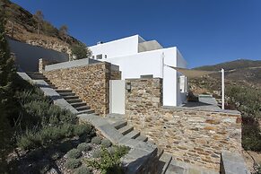 Far Out Hotel & Spa