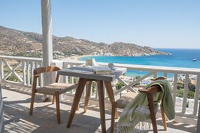 Far Out Hotel & Spa