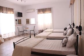 Krinis Apartments