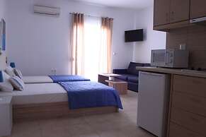 Krinis Apartments