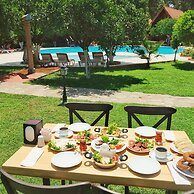 Woodline Hotel