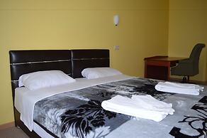 Sun Rise Hotel