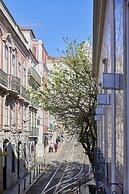 Lisbon Five Stars Apartments Combro 7