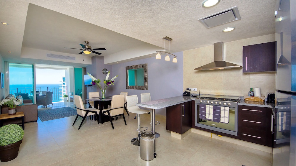 Grand Venetian Condominium