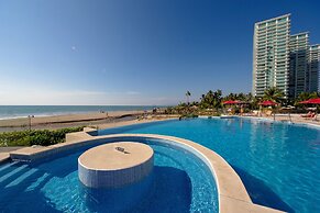 Grand Venetian Condominium