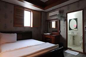 Galleria Hotel