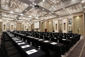 Quest Plus Conference Center, Clark