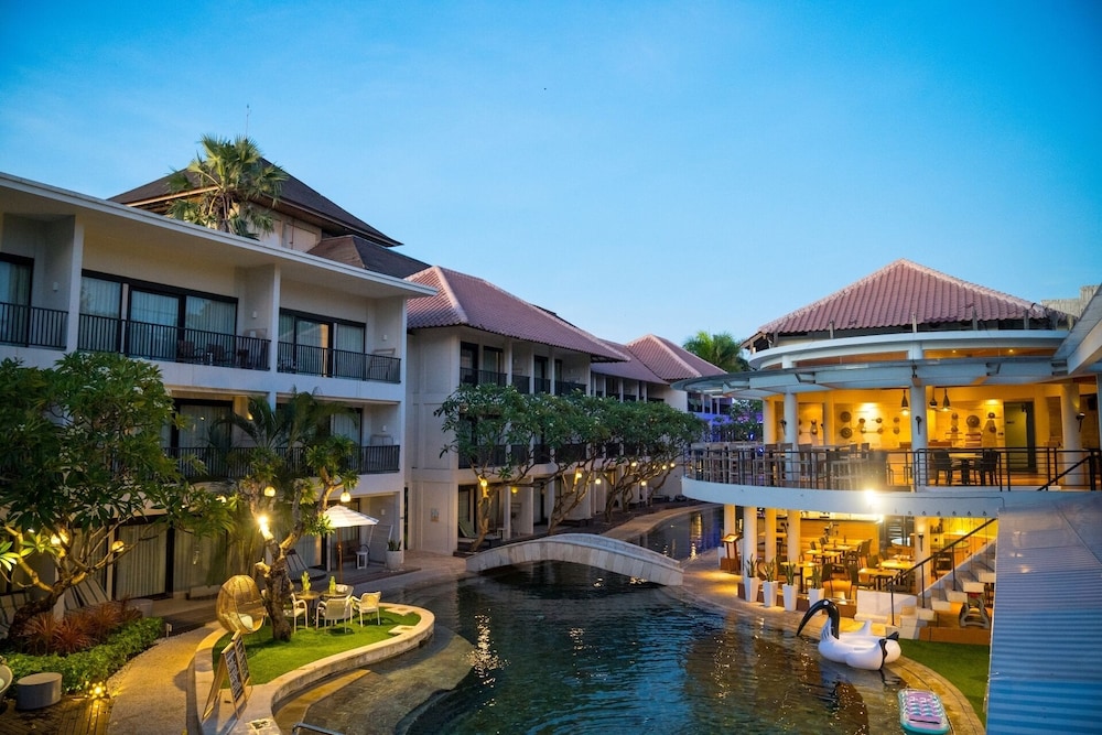 Away Bali Legian Camakila