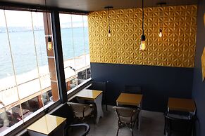 Kalamari Boutique Hotel