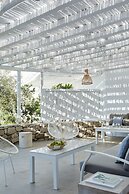 Milos Breeze Boutique Hotel