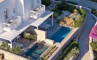 Milos Breeze Boutique Hotel