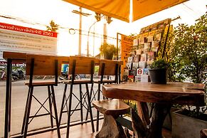 Thai Thai Hostel