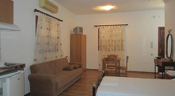 Sfinias Hotel