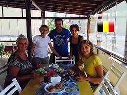 Evren Konukevi
