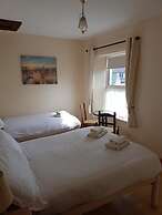 Myles Creek Guesthouse