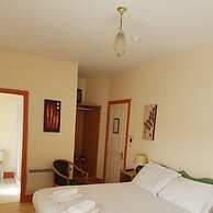 Myles Creek Guesthouse