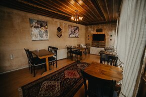 Helios Cave Hotel