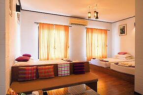 Thanicha Resort Amphawa