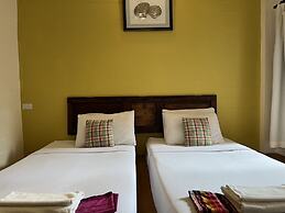 Thanicha Resort Amphawa