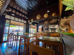 Thanicha Resort Amphawa