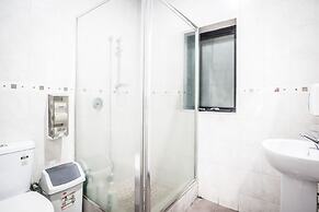 Downtown Backpackers Hostel - note - Valid Passport required for check