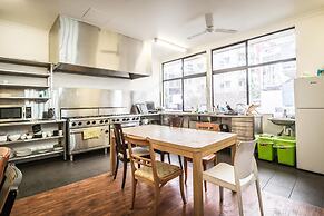 Downtown Backpackers Hostel - note - Valid Passport required for check