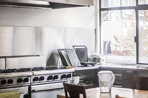 Downtown Backpackers Hostel - note - Valid Passport required for check