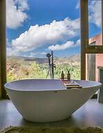 Seven Havens Residence