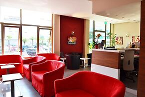 Hotel Midi