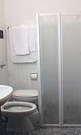 Hotel Midi