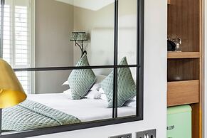 The Petersham