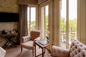 The Petersham