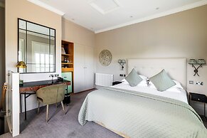 The Petersham