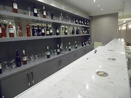 Winecity Hotel