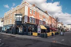 The White Star Tavern