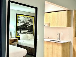 Super 8 by Wyndham Clearwater BC