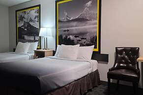 Super 8 by Wyndham Clearwater BC