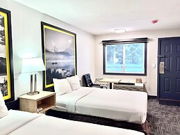Super 8 by Wyndham Clearwater BC
