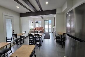 Super 8 by Wyndham Clearwater BC