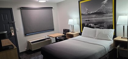 Super 8 by Wyndham Clearwater BC