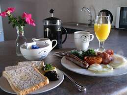 Acacia House Executive Suite