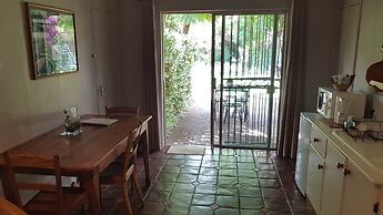 Dias Guest House