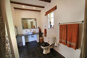 Normann Safari Bush Lodge