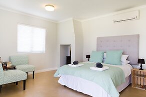 401 Rozendal Cottages