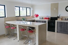401 Rozendal Cottages
