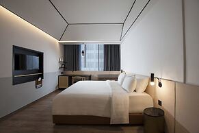 Gaia Cosmo Hotel