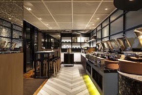 Gaia Cosmo Hotel