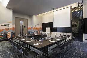 Gaia Cosmo Hotel